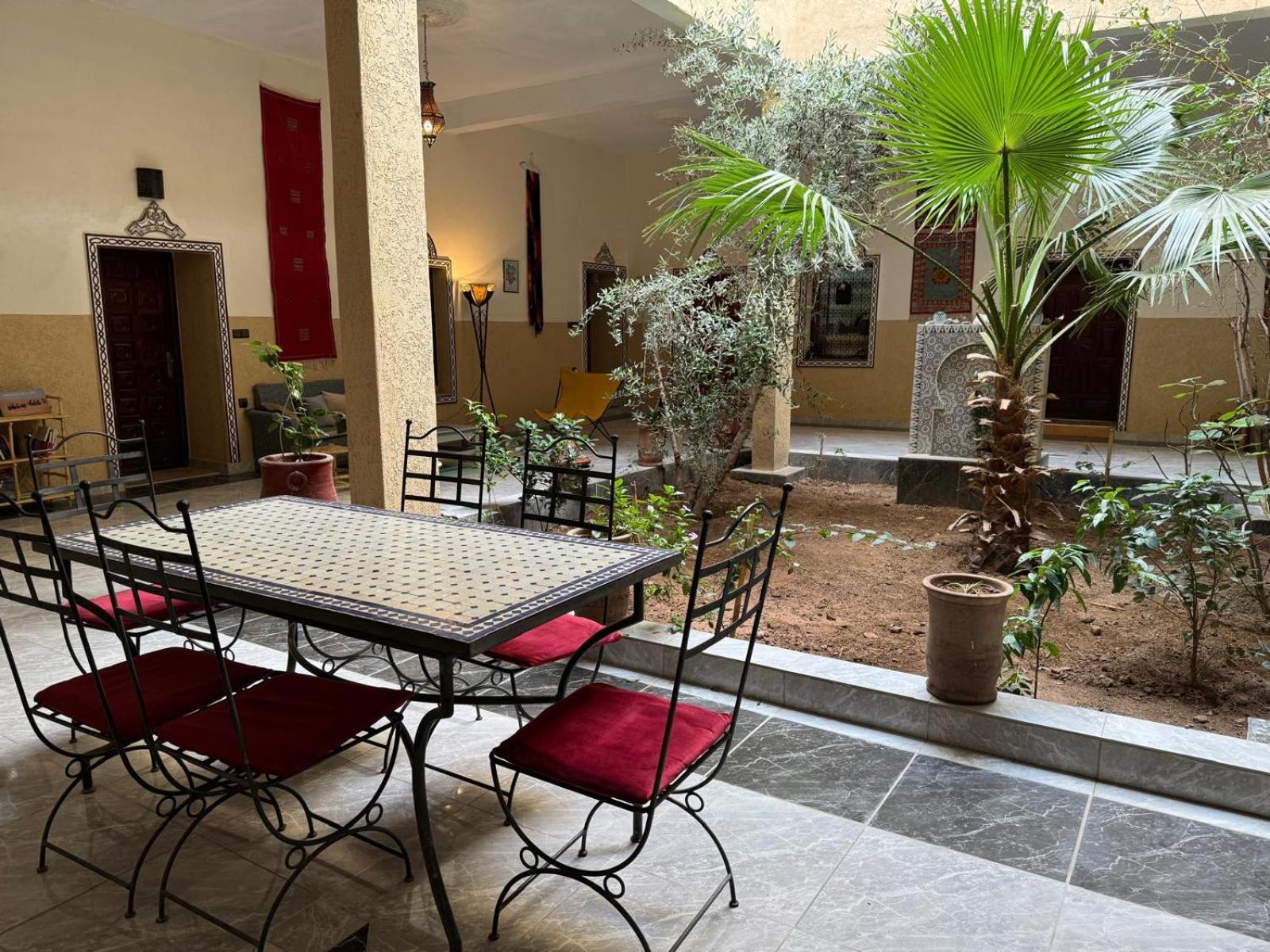 Riad Tazoulte Agdz Bagian luar foto